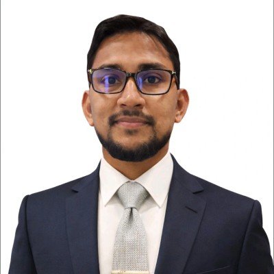 ক্যাপ্টেন শাহেদুল হাসান (অব.) — সহ-প্রতিষ্ঠাতা ও ম্যানেজিং পার্টনার, ইনসাইট মাস্টার